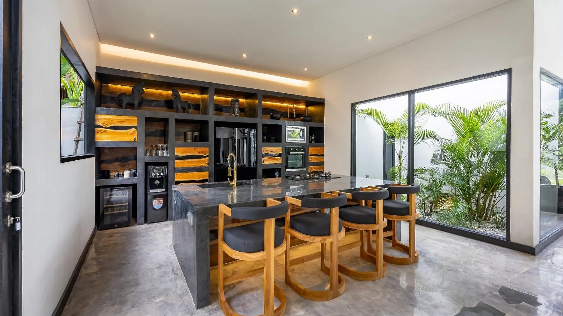 Mansion Las Puertas De La Selva Ubud 0*,  Indonesia