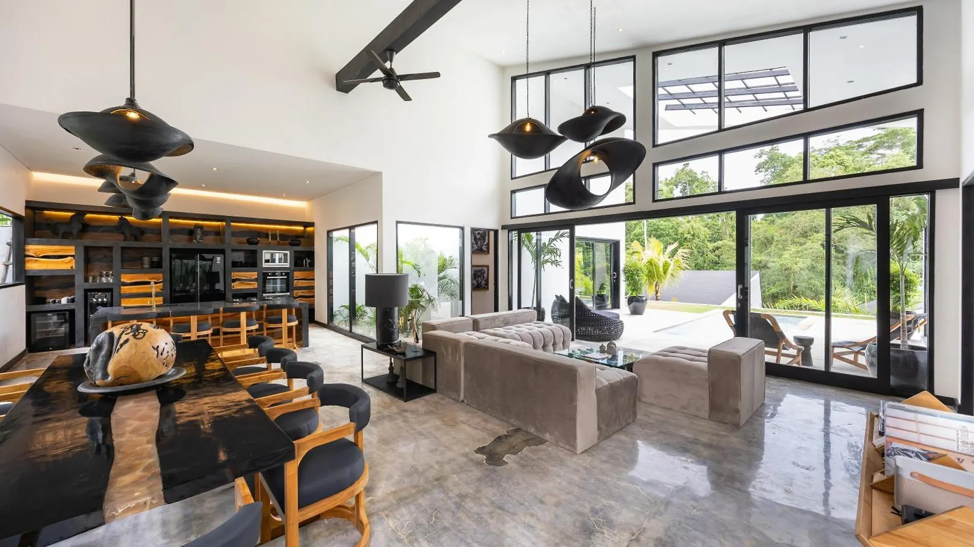 Villa Mansion Las Puertas De La Selva Ubud